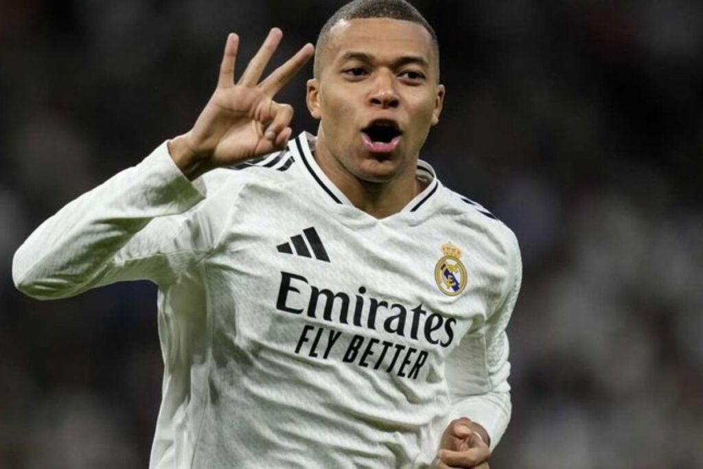 kylian mbappé- Best Strikers in the world